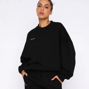 NWT Own The Moment Sweater White Fox Black